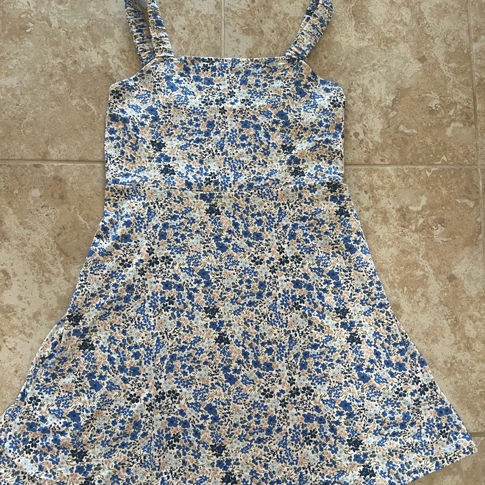 SO Sundress Women’s Size Large Blue Floral Design